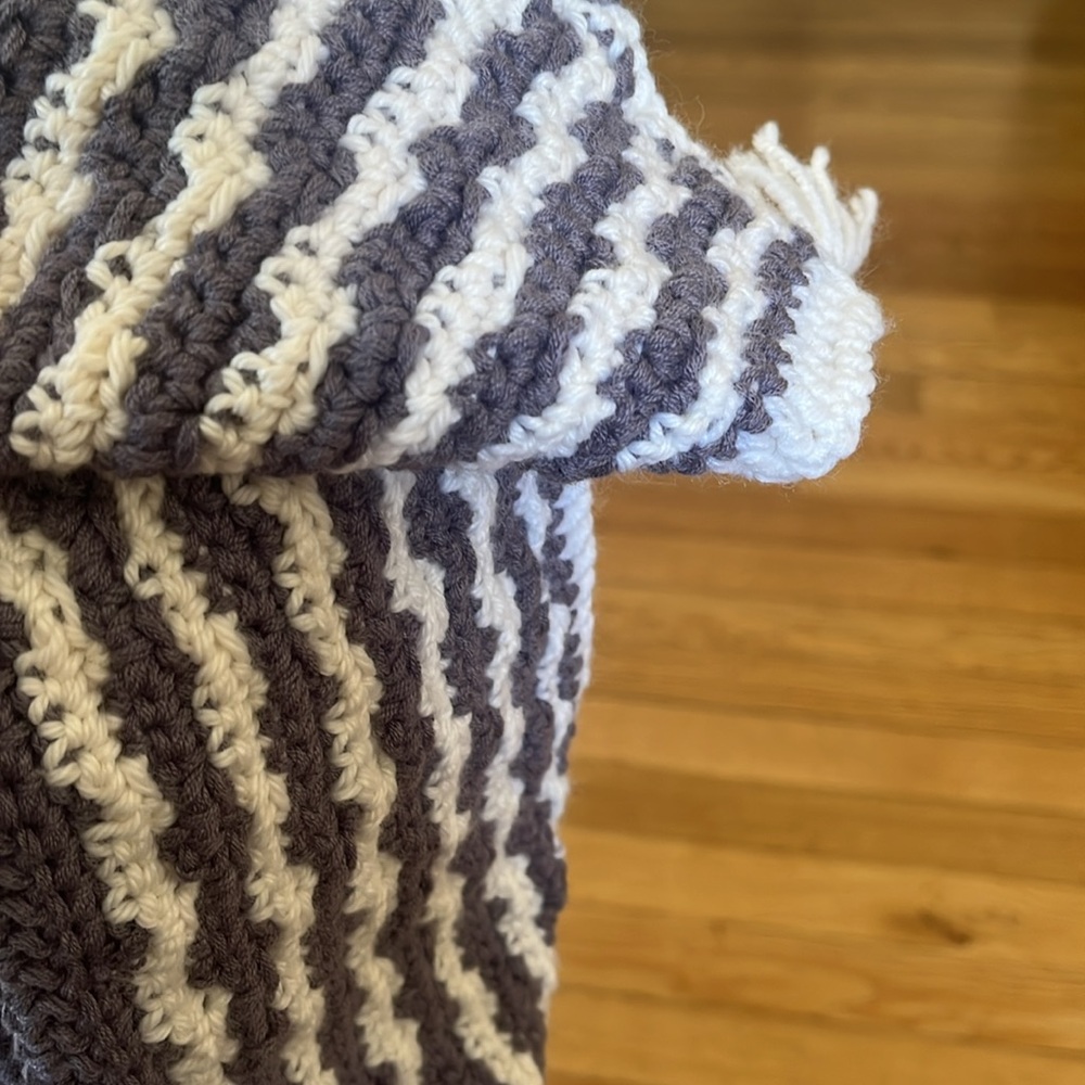 Crocheted Geometric Scarf - Picture 3 of 3